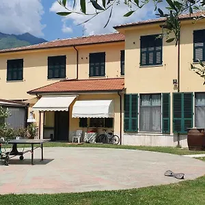 Il Capriolo , Tavernelle (Massa-Carrara) Italia